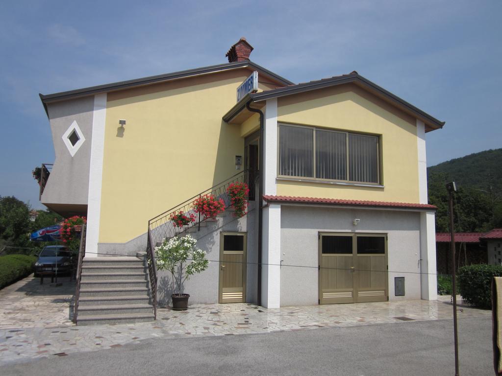 Guest House Mrvcic Rupa Ngoại thất bức ảnh