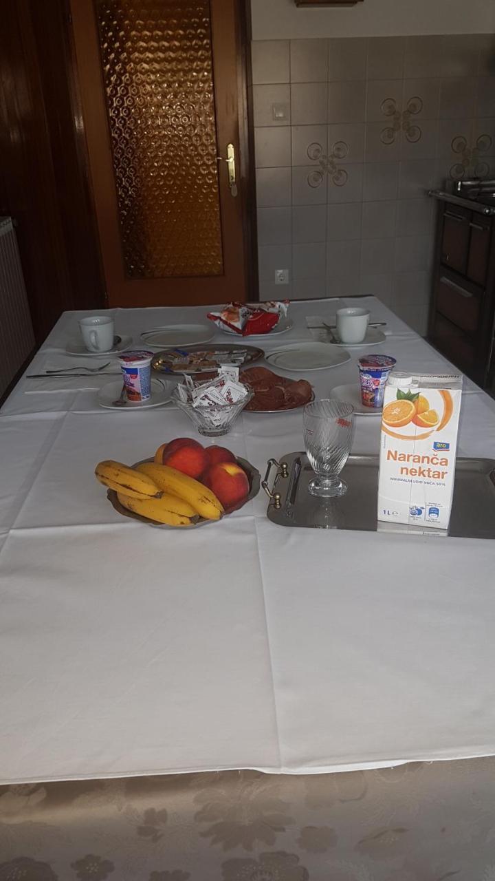 Guest House Mrvcic Rupa Ngoại thất bức ảnh